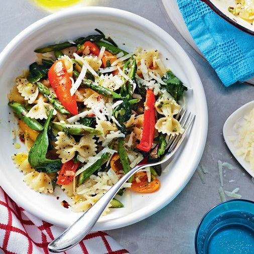 Farfalle with Baby Capsicum, Asparagus and Spinach