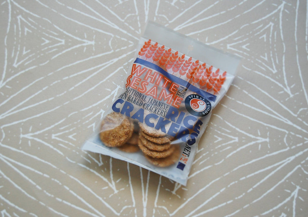Brown Rice Crackers White Sesame, Spiral (65g)