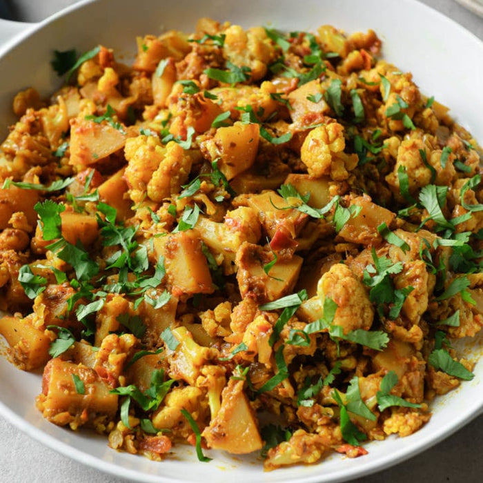 Cauliflower and Potato Curry (Aloo Gobi)