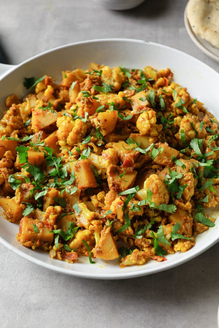 Cauliflower and Potato Curry (Aloo Gobi)