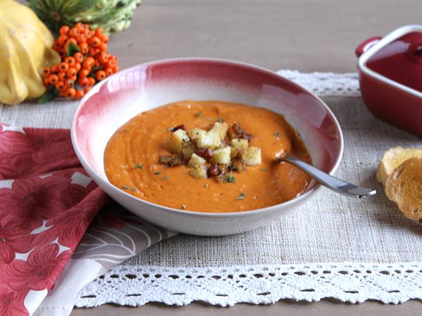 Creamy Roasted Red Pepper & Cauliflower Soup