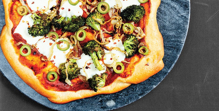 Broccoli, Fennel & Mozzarella Pizza