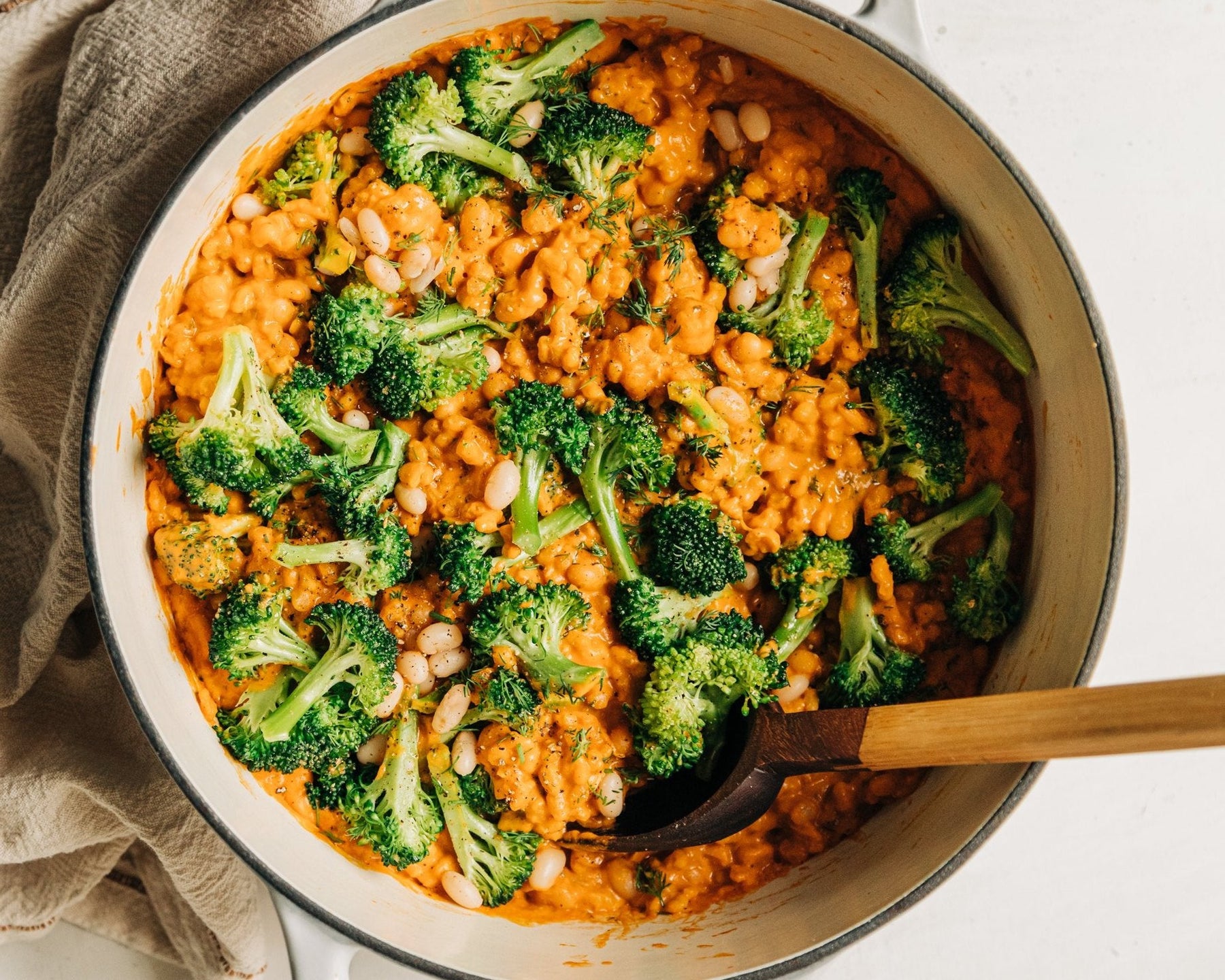 Cheesy Vegan Broccoli & Barley with White Beans