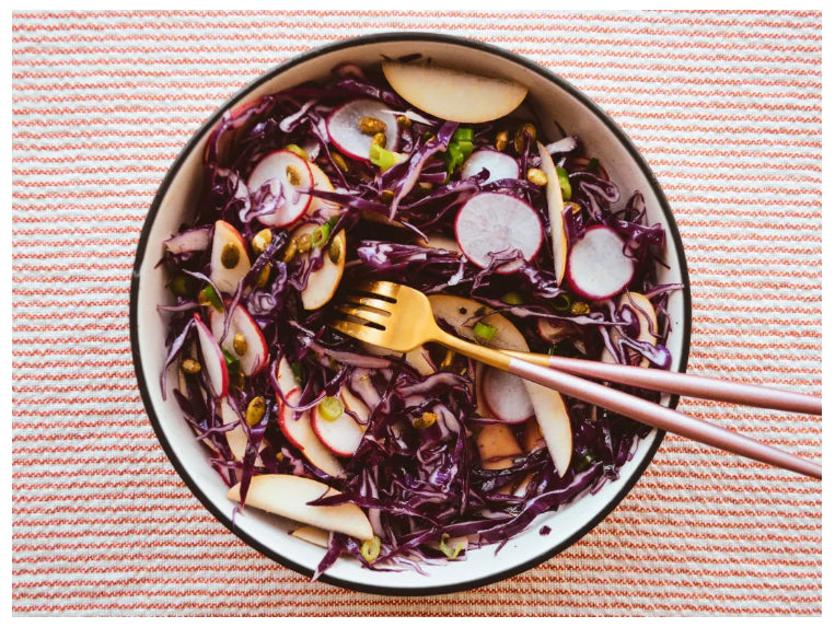 Crunchy Red Cabbage, Apple & Radish Slaw β Food Garden