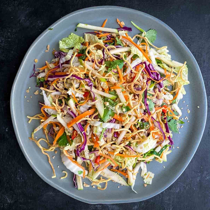 Wombok Salad with Red Cabbage and Apple