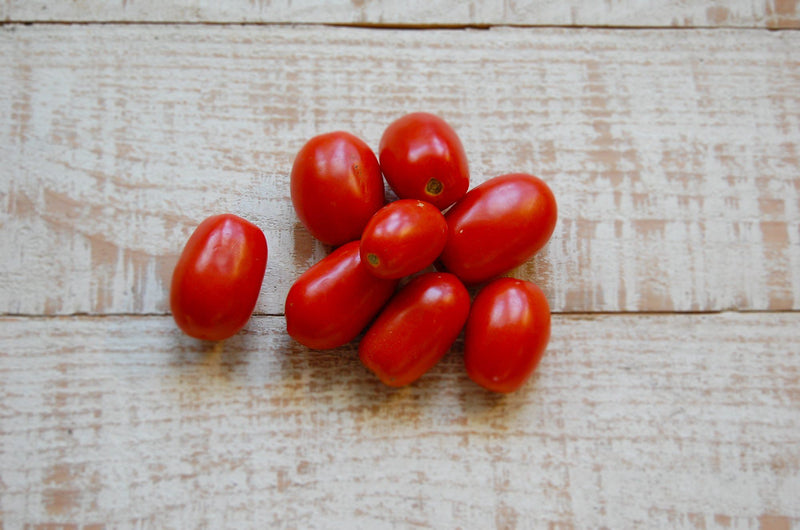 Roma tomatoes 400g, organic oval red plum-shaped seasonal variety | Food Garden