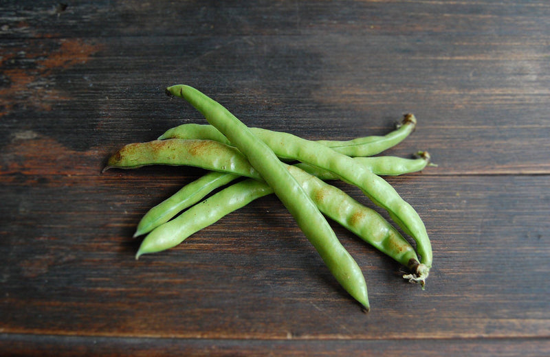 Fresh broad beans 300g, plump green pods ready for shelling – Food Garden delivery
