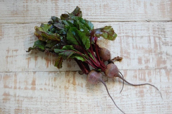 Beetroot, bunch of 3 with leaves